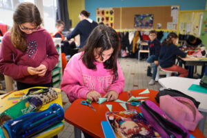 01_Partage_de_joie_gr2_Ecole_du_Bourg (1)